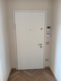 Porta Blindata – Intervento di Sostituzione e Regolazione