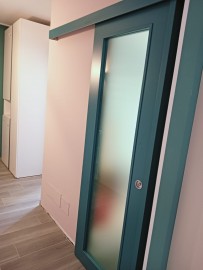 Porte Interne Laccate  RAL 5018 – Scorrevole esterno muro e battente 