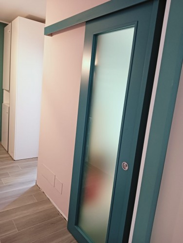 Porte Interne Laccate  RAL 5018 – Scorrevole esterno muro e battente 