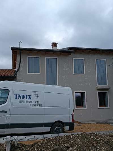 installazione-infissi-verona-cantiere-reale-infix-1.jpeg
